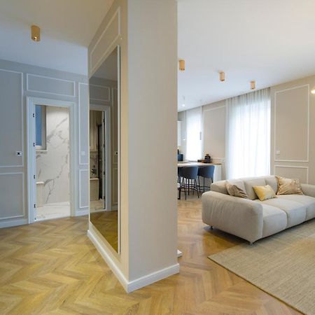 Melius Apartment Сплит Екстериор снимка