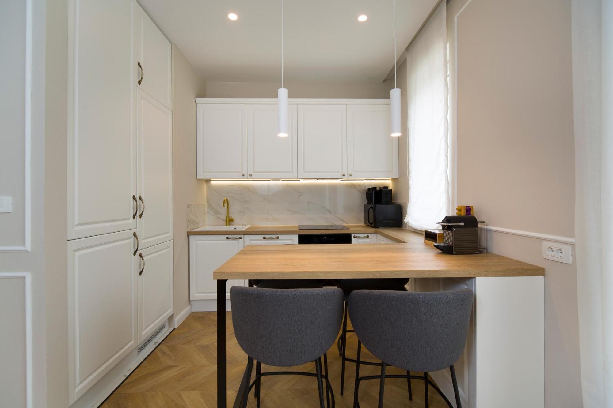 Melius Apartment Сплит Екстериор снимка