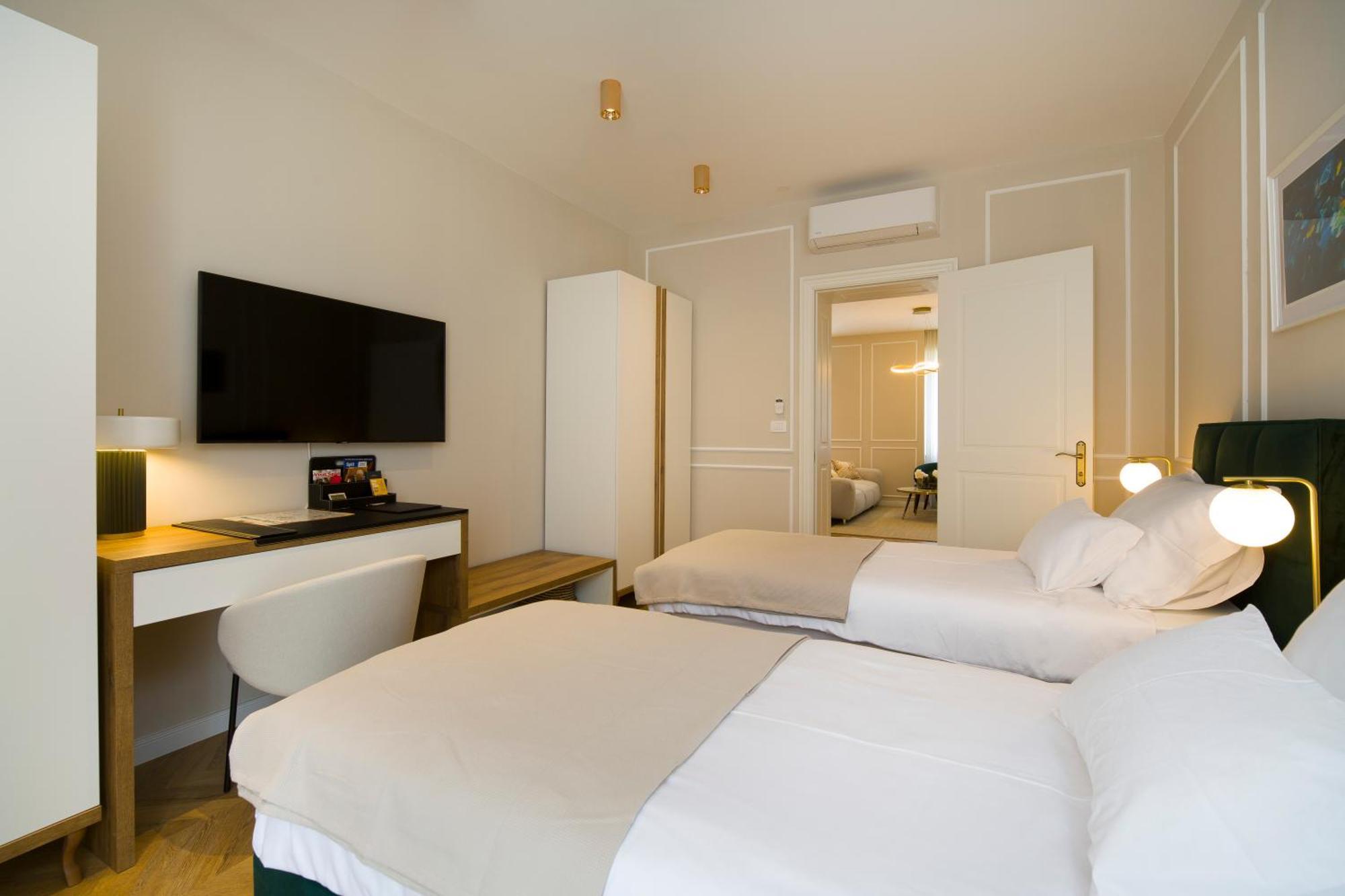 Melius Apartment Сплит Екстериор снимка