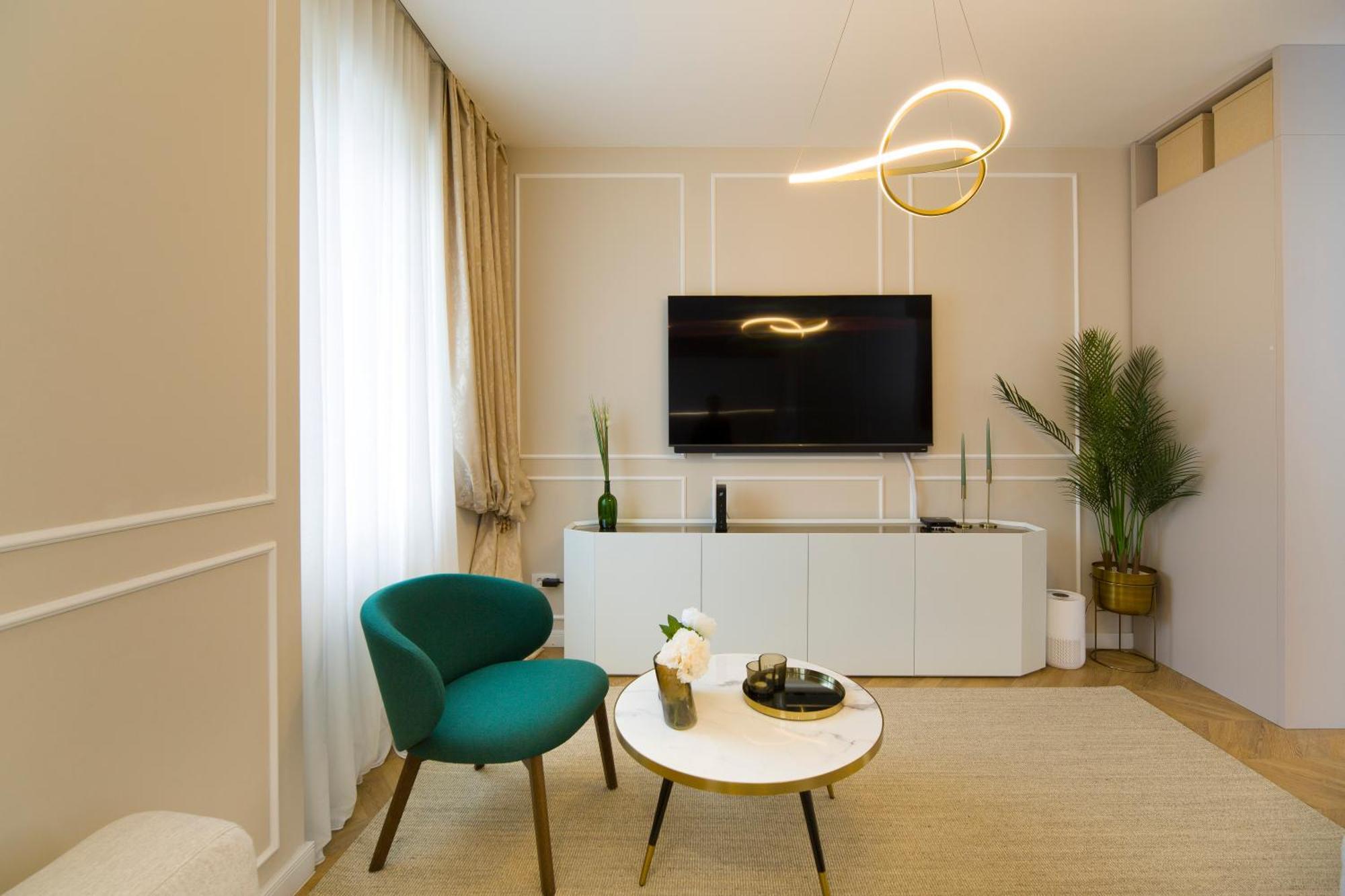 Melius Apartment Сплит Екстериор снимка